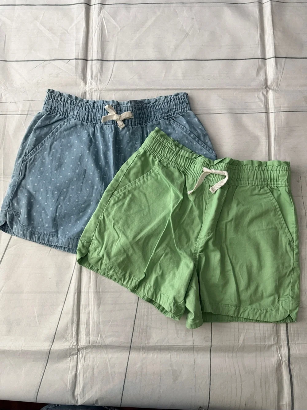 GAP Girls Light Blue Dot & Green Elastic Waist Shorts Set